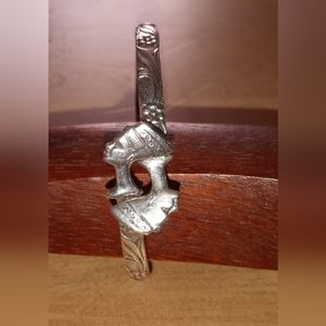 Rare Vintage West Indian Sterling Silver Nefertiti African Head Cuff bracelet